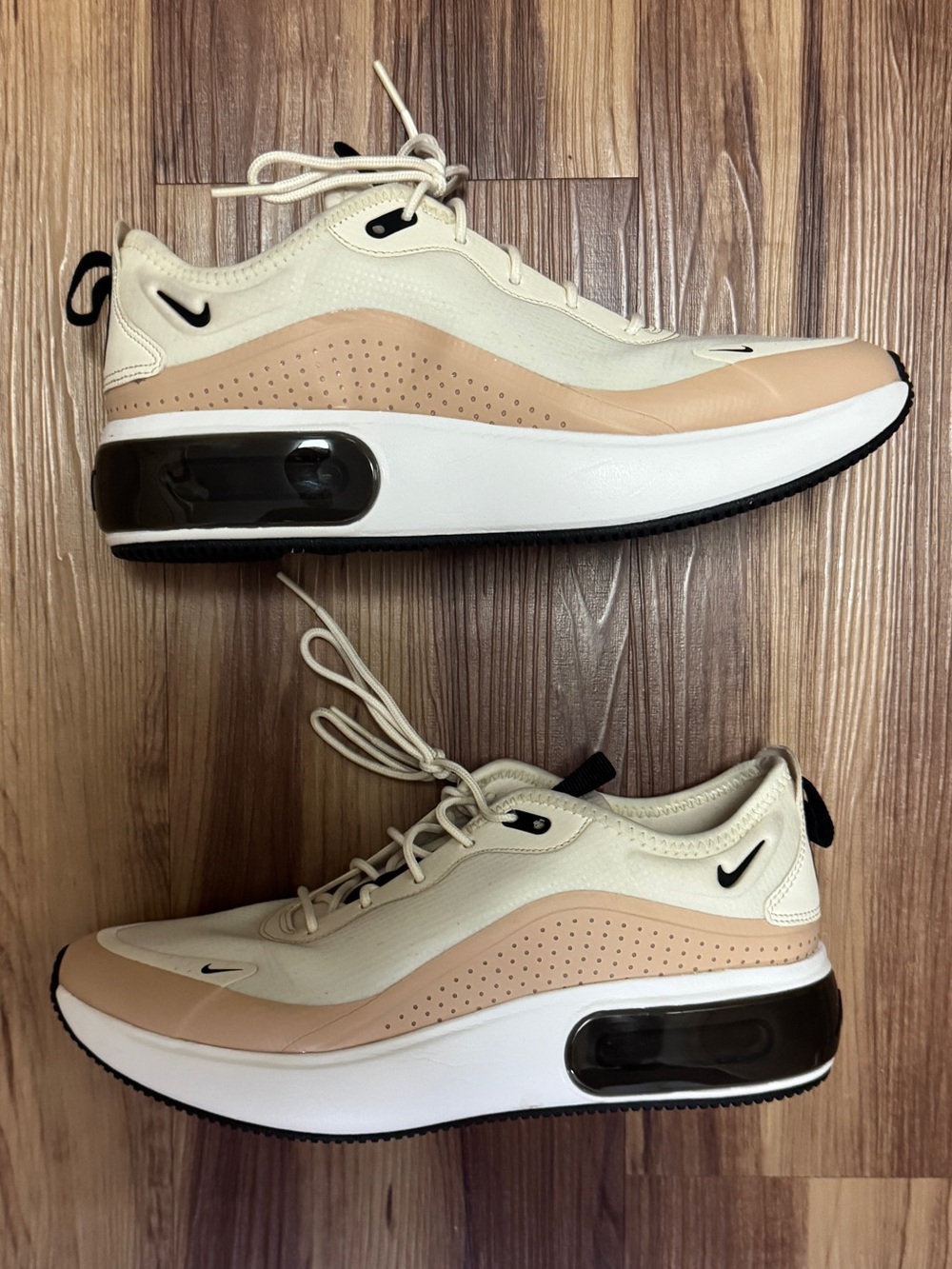 Nike Air Max Dia “Pale Ivory” is